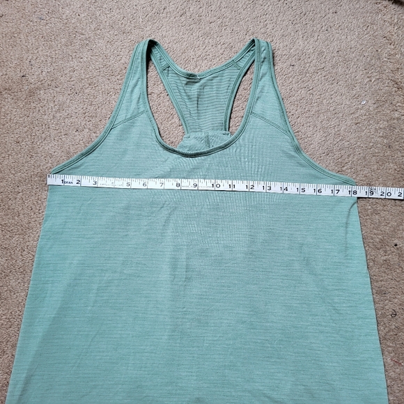 Lululemon Green Tank! - Picture 5 of 6